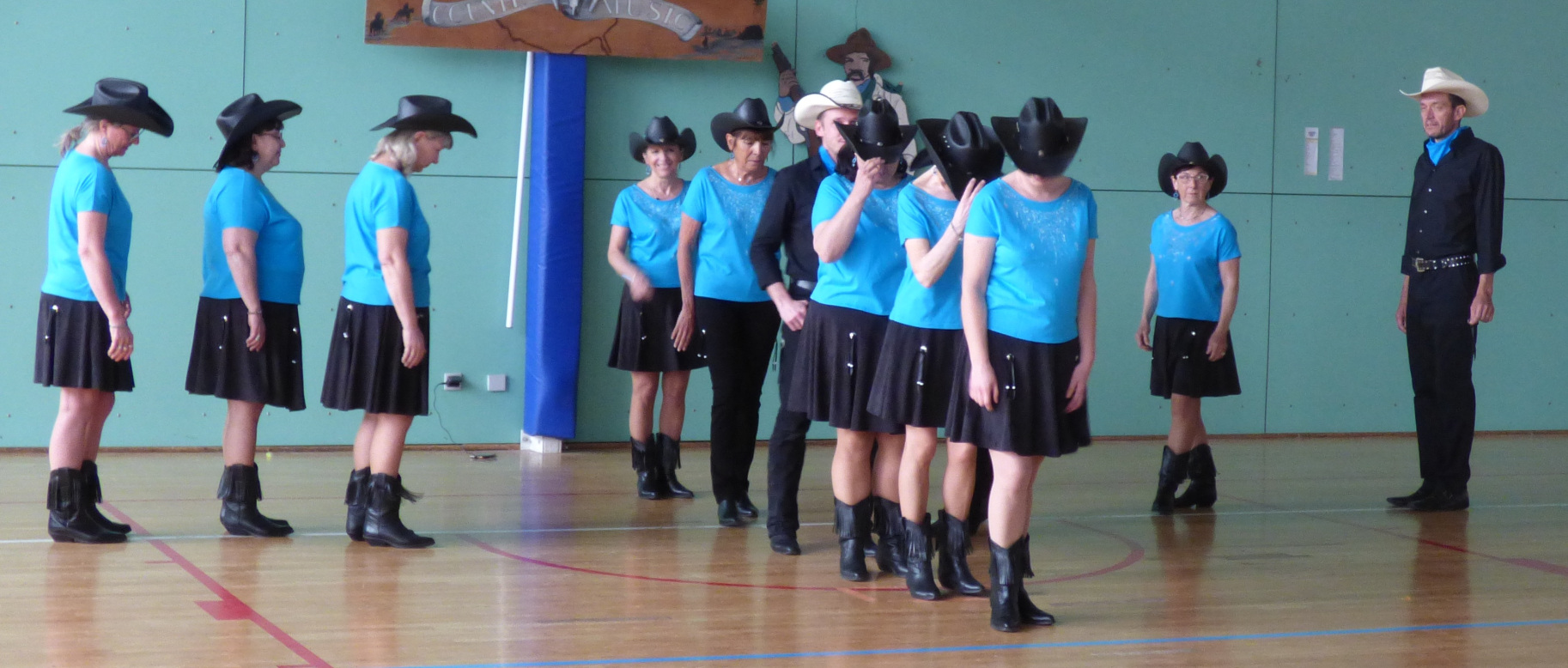Activités Adultes Country - MJC théâtre Prémol