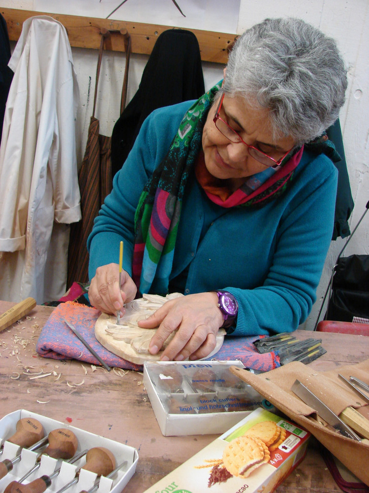 Activités Adultes sculpture sur bois - MJC théâtre Prémol