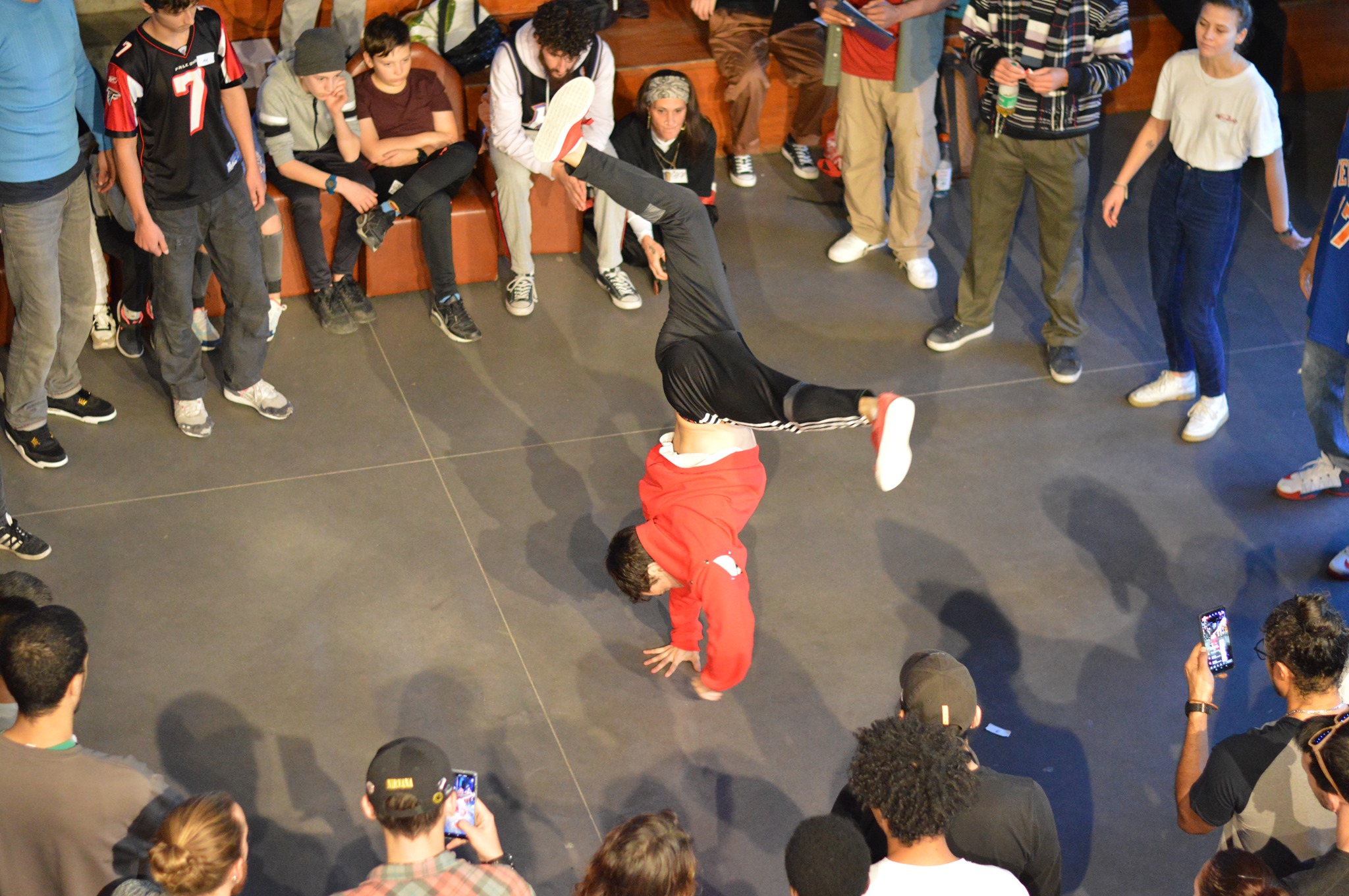Activités Adultes hip-hop - MJC théâtre Prémol