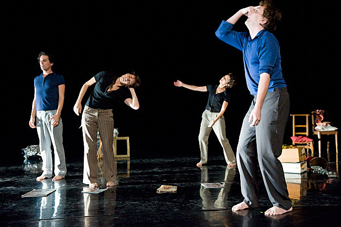 Activités Adultes danse contemporaine - MJC théâtre Prémol